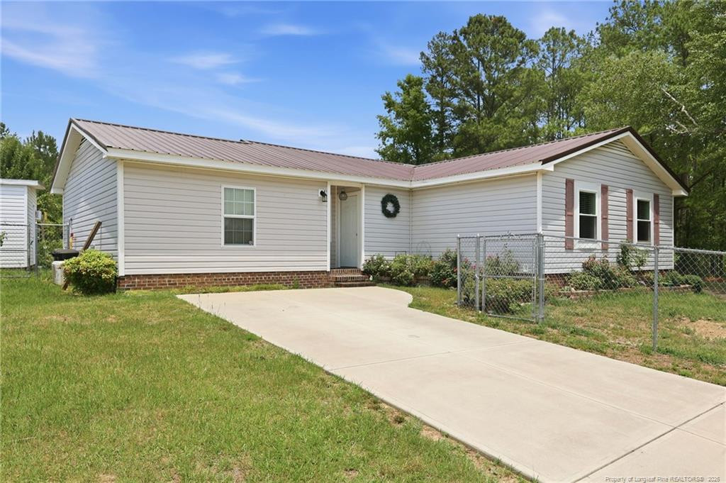 Home in Spring Lake, NC 28390 — photo 3