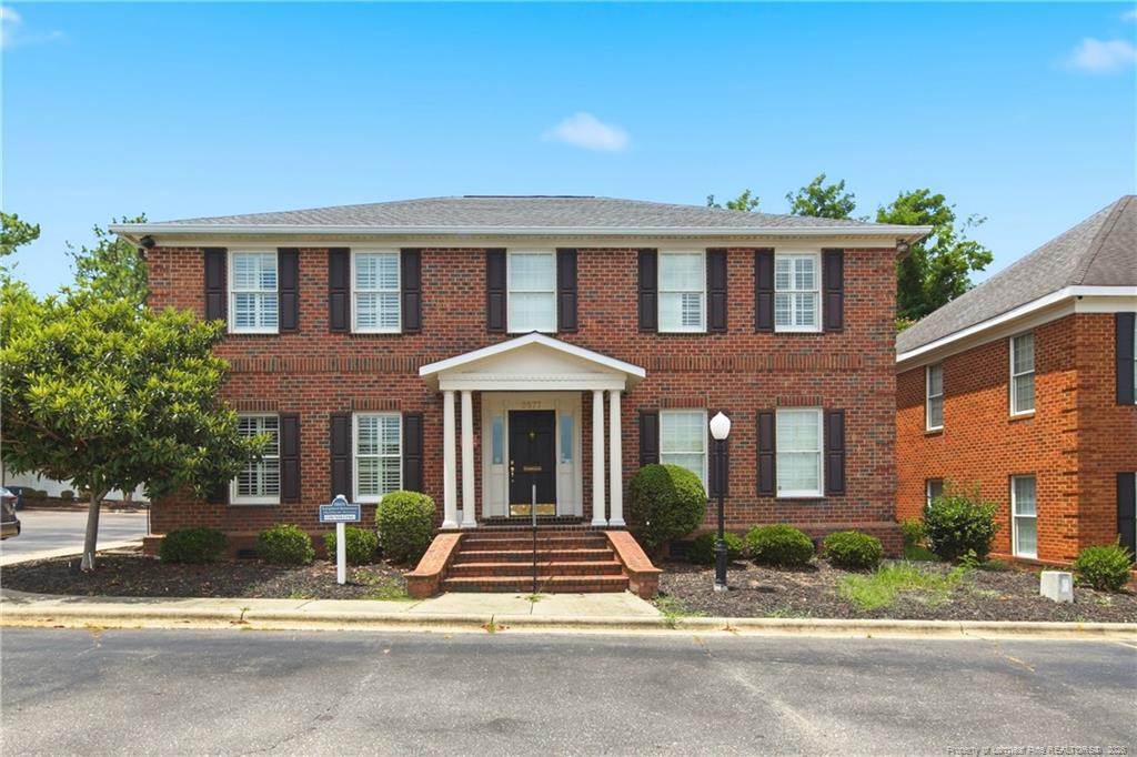 2577 Ravenhill Drive — photo