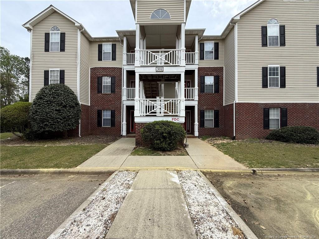 392 Bubble Creek Court 6 — photo