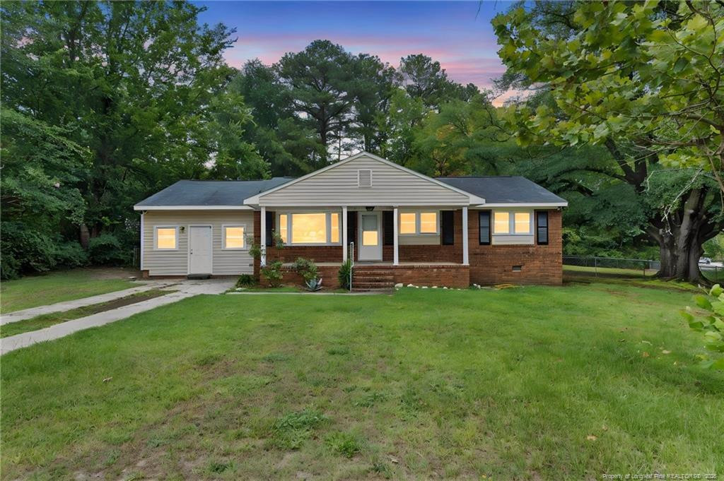 735 Hilton Drive — photo