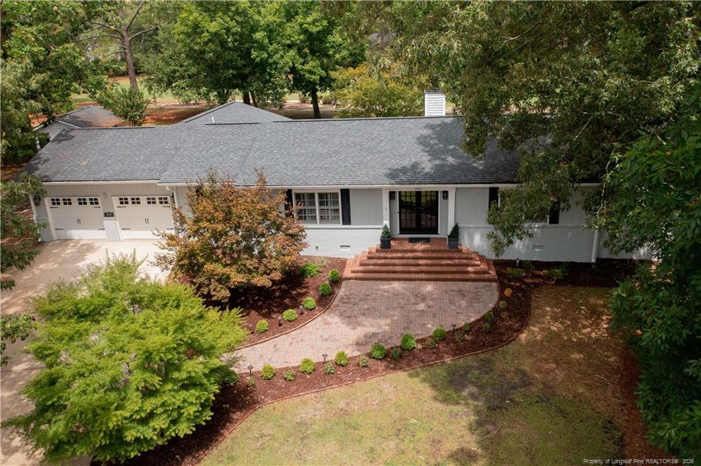 2901 Wessex Court — photo