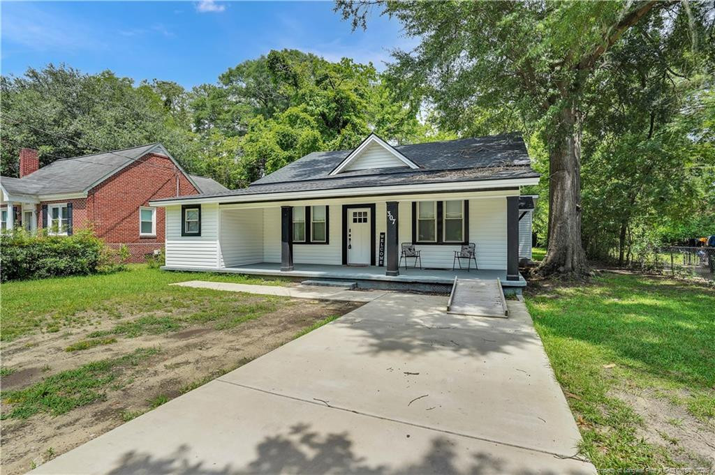 307 Bryan Street — photo