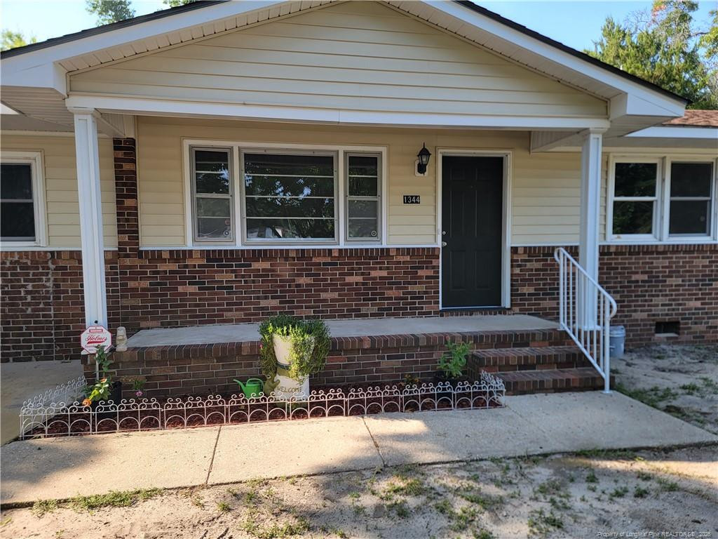 1344 Shaw Road — photo