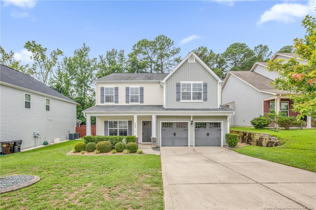 223 River Oak Street — photo