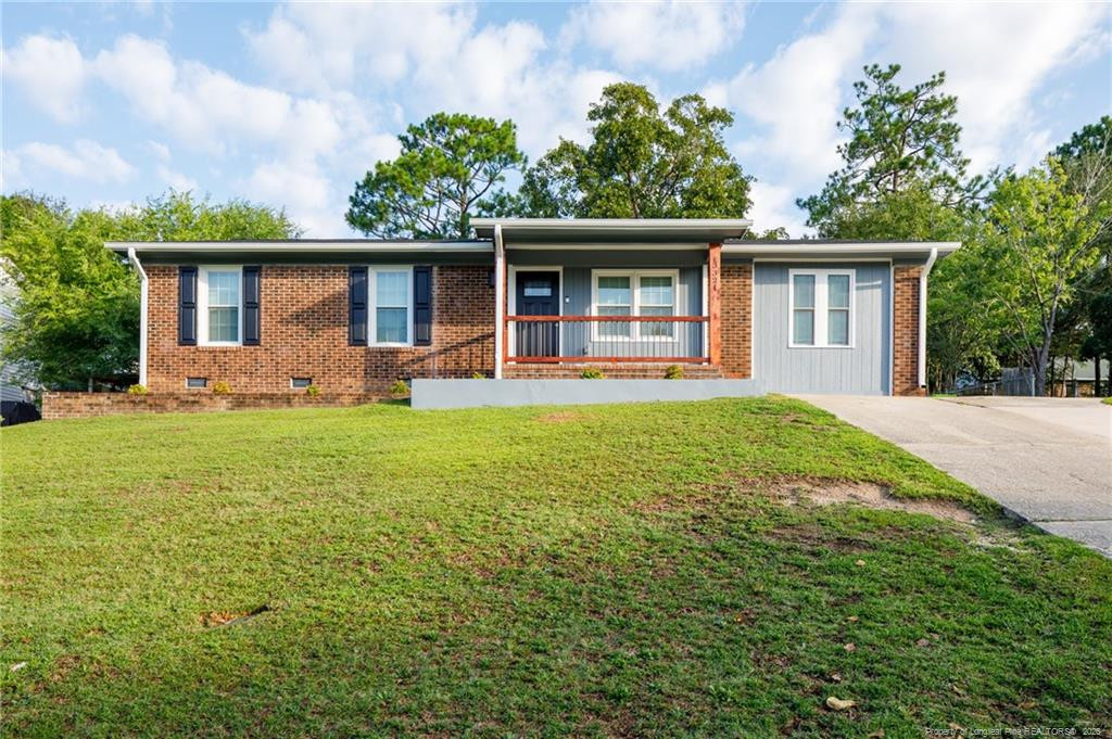 3321 Red Fox Road — photo