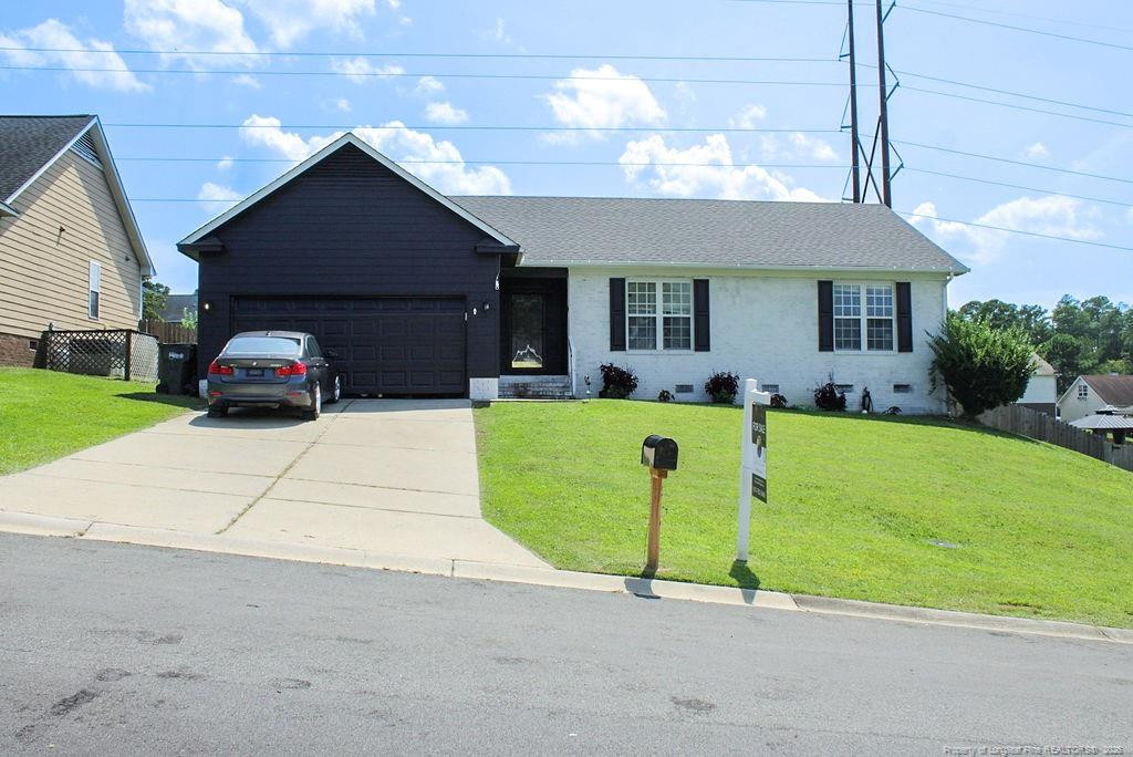 512 Ashdown Place — photo