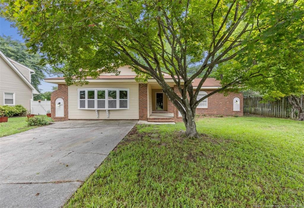 4704 Bent Pine Drive — photo