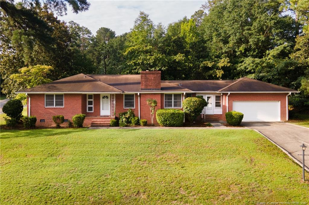 423 McPhee Drive — photo