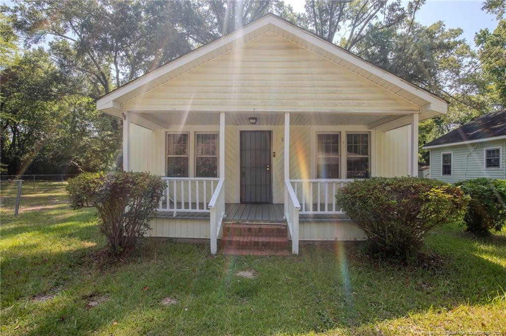 213 Triangle Place — photo