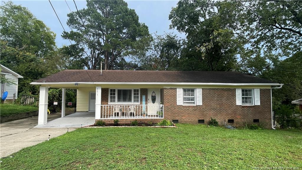 2615 Dinsmore Drive — photo