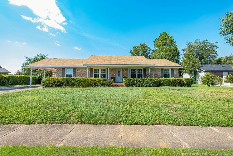 5215 Foxfire Road — photo