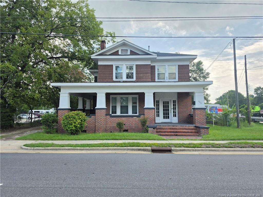 429 Gillespie Street — photo