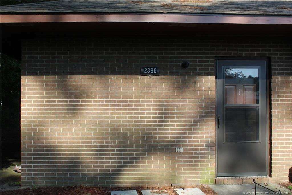 2380 Oak Street — photo