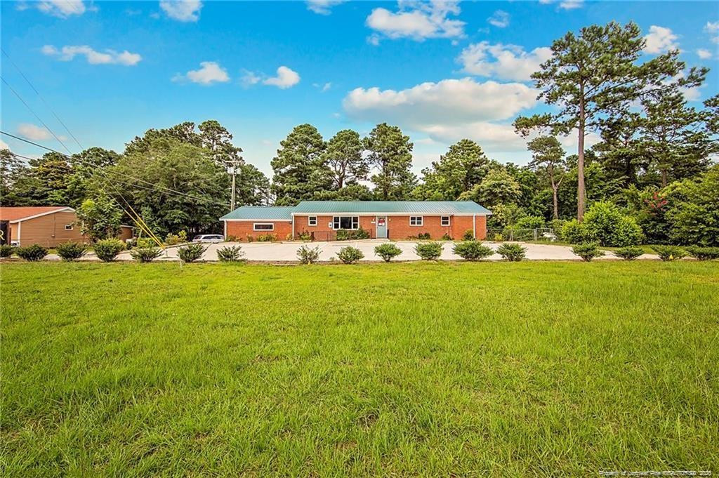 5318 Raeford Road — photo