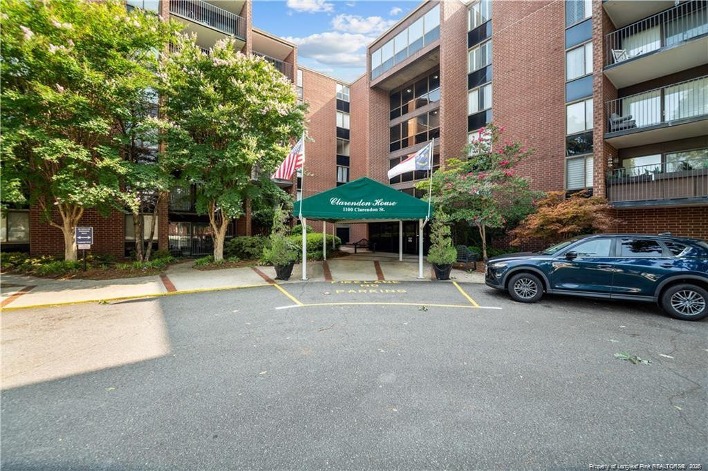 1100 Clarendon Street 203 — photo