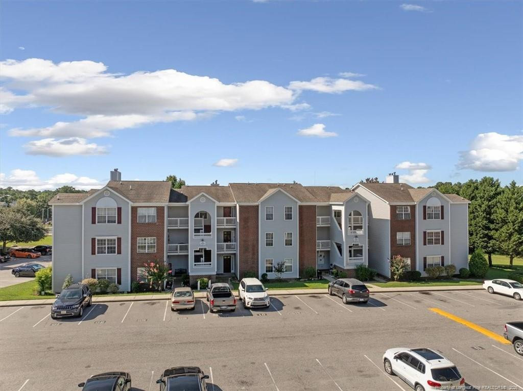 250 Waterdown Drive 12 — photo