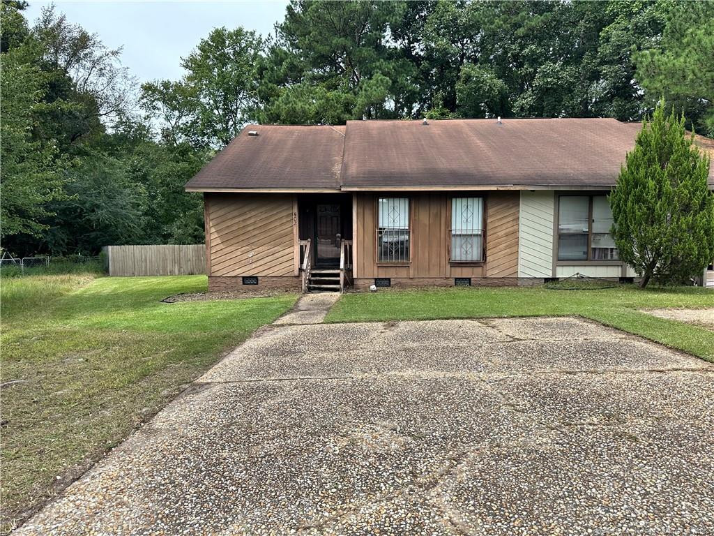 402 Michie Place — photo