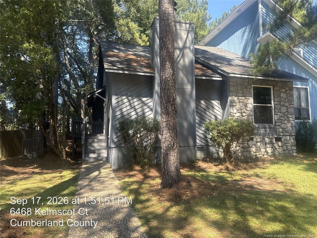6468 Kelmscot Court — photo