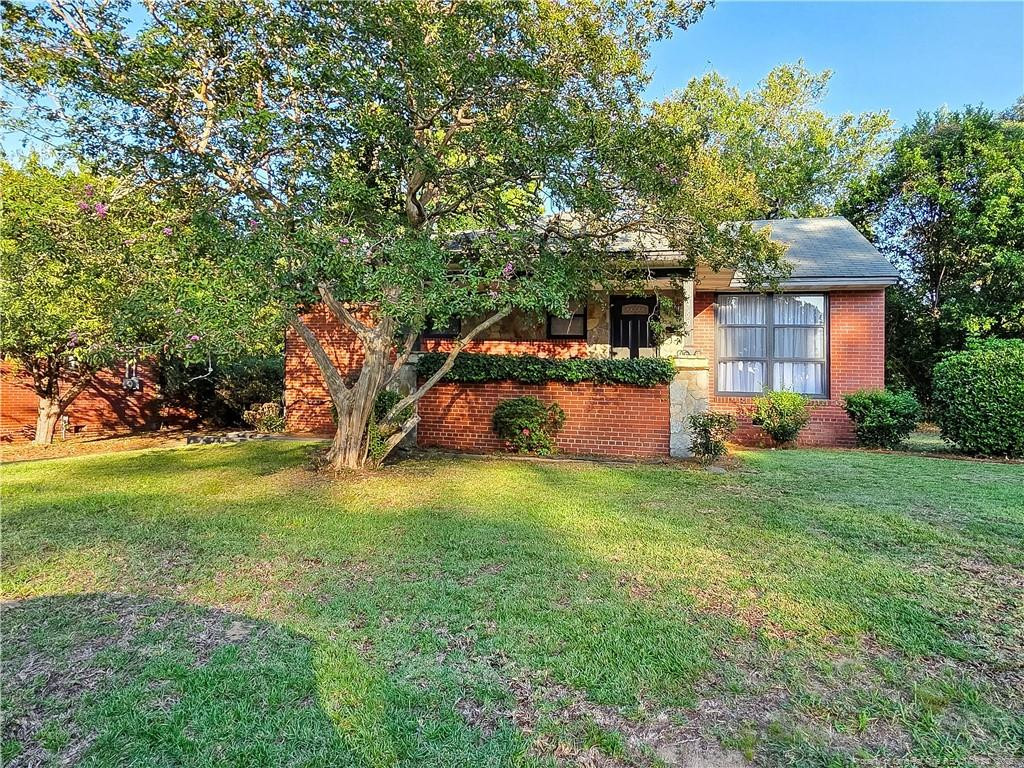 469 McRae Drive — photo