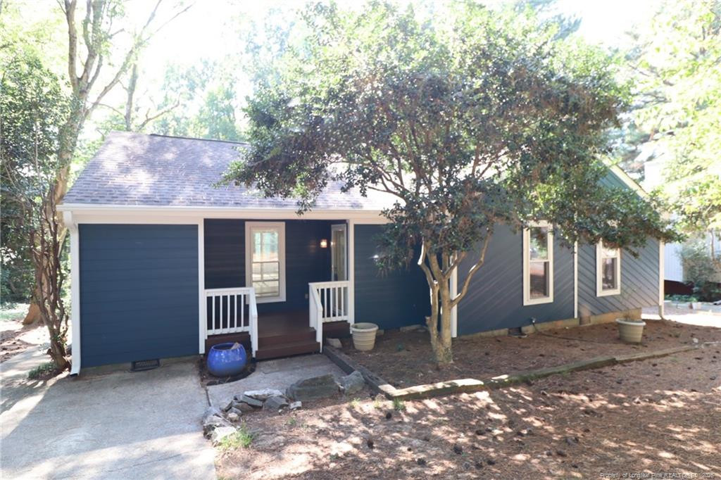 105 Cameron Court — photo