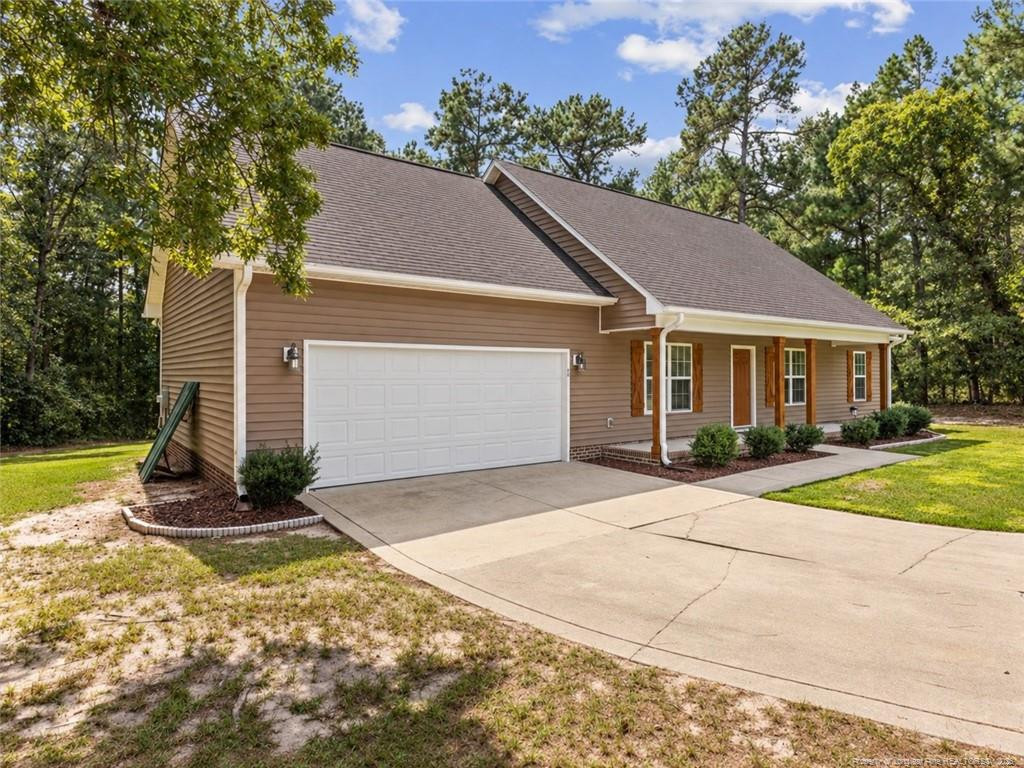 Home in Raeford, NC 28376 — photo 3