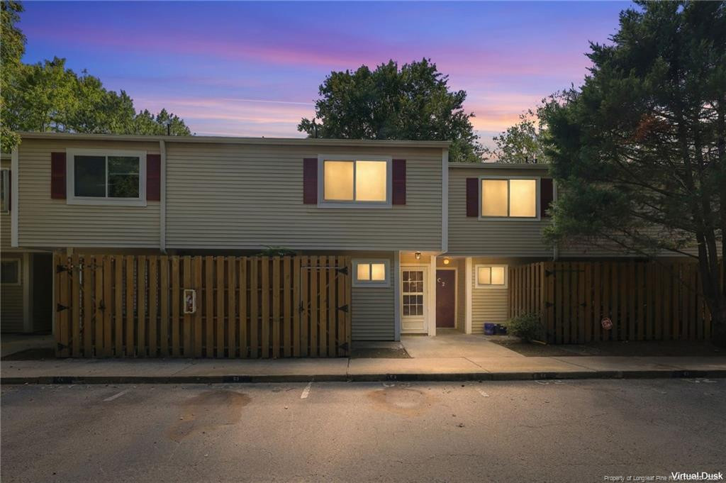 220 Elizabeth Street C3 — photo