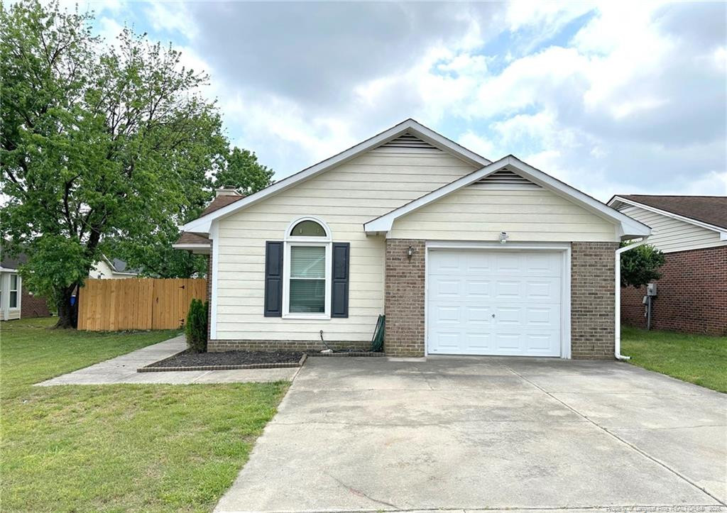 2229 Mossycup Lane — photo