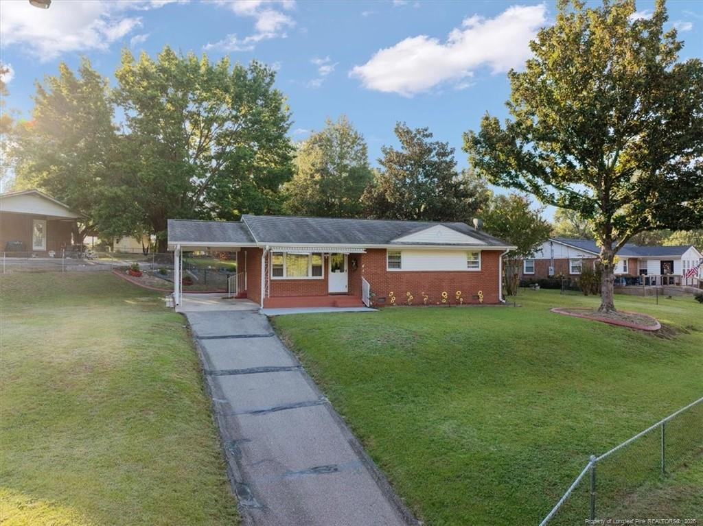 321 Lansdowne Road — photo