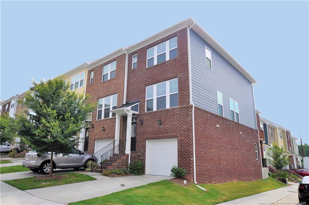 5045 Lalex Lane — photo