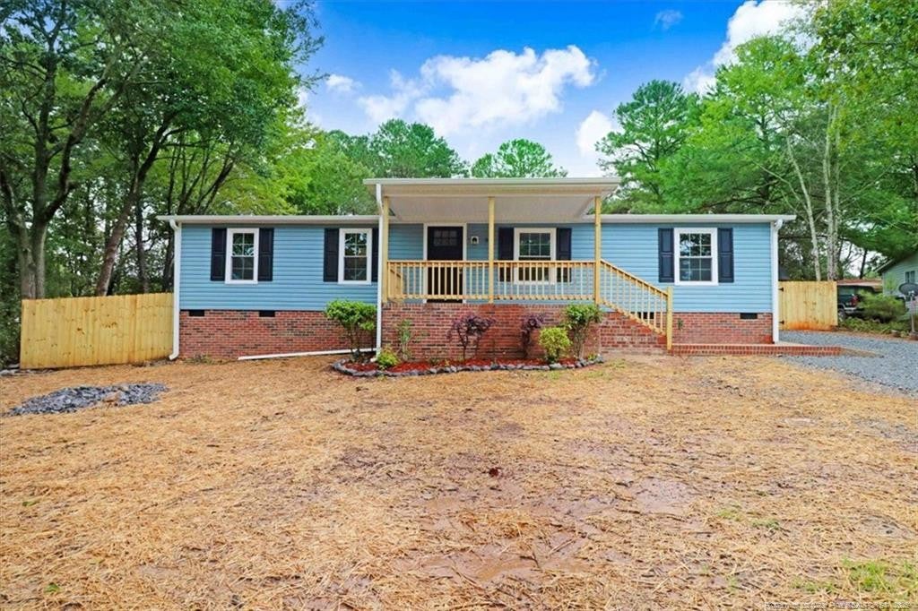 34 Andrea Court — photo