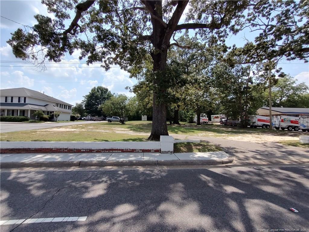5523 Yadkin Road — photo