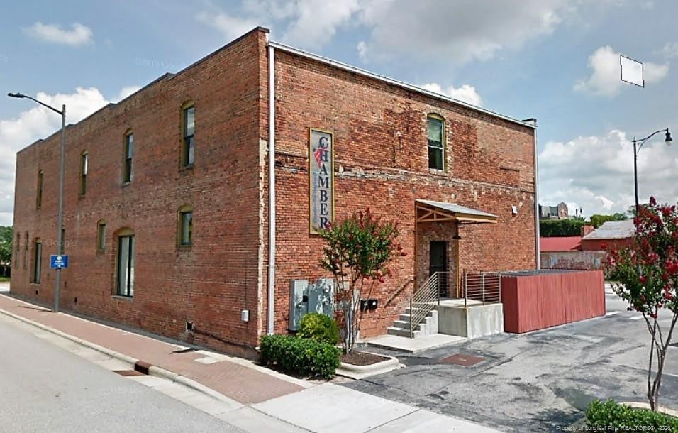159 Maxwell Street 200 — photo