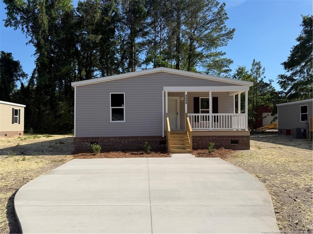4054 Lodge Drive — photo