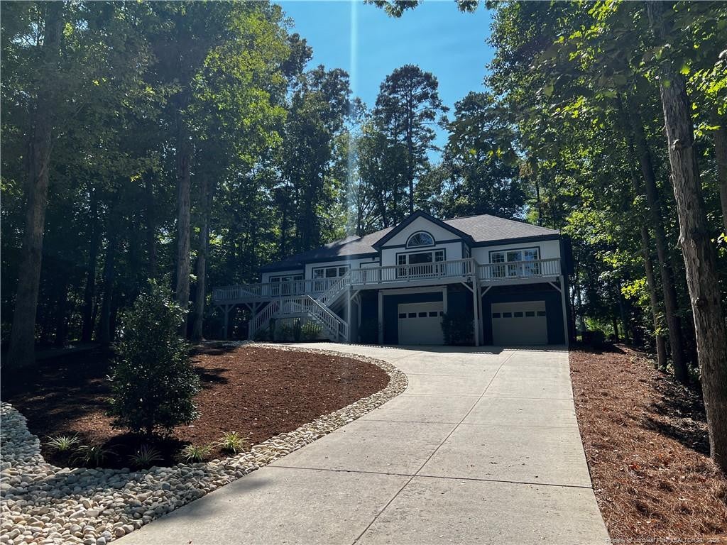 15 The Pointe — photo