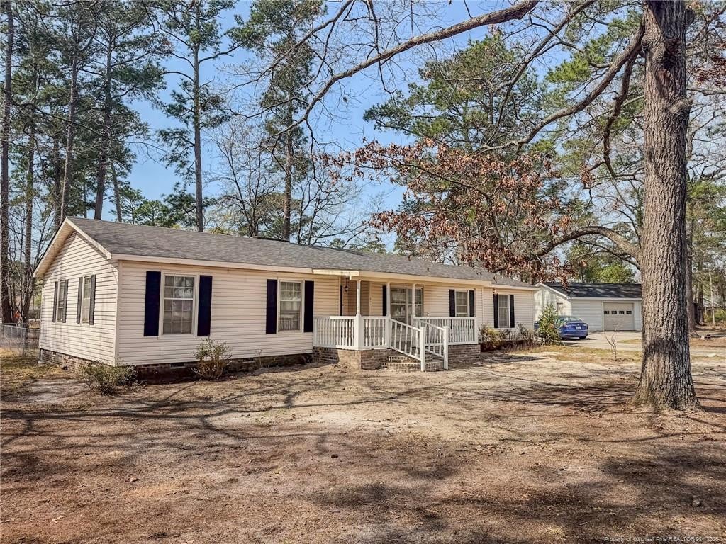 575 Veterans Road — photo