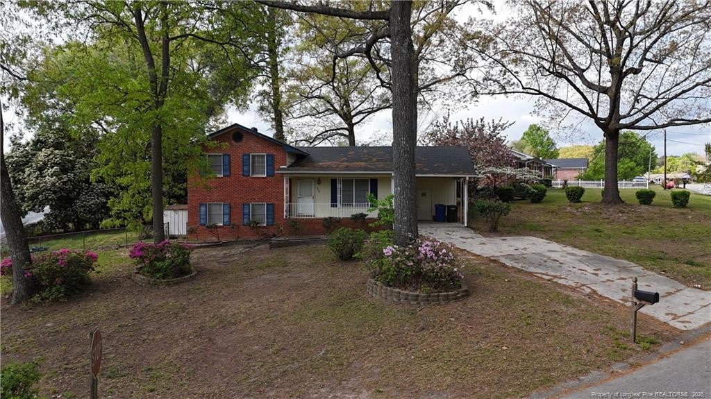 5650 Dodge Drive — photo