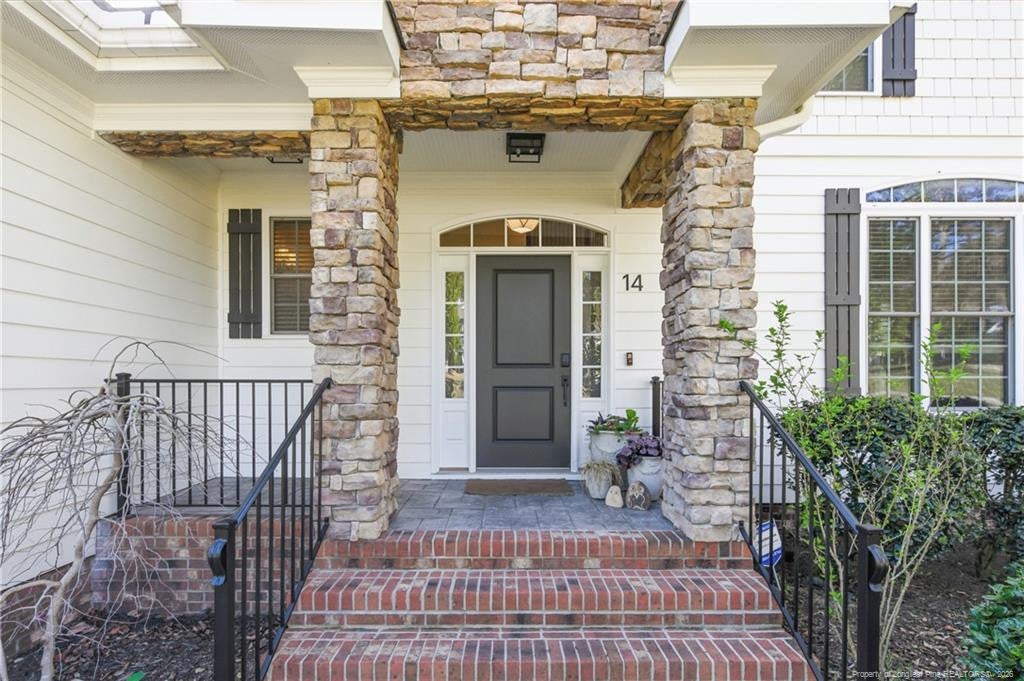 14 Spring Water Court, Spring Lake, NC 28390 — photo 2