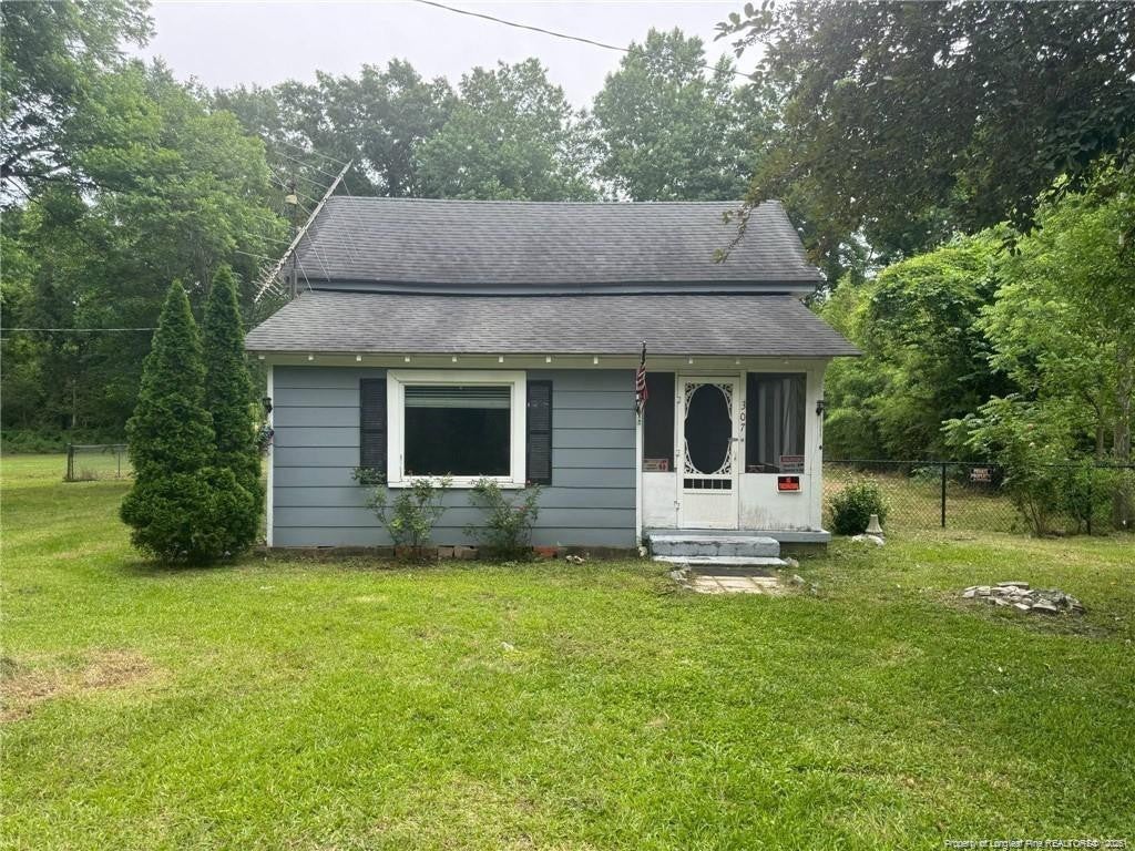 307 S Cedar Street — photo