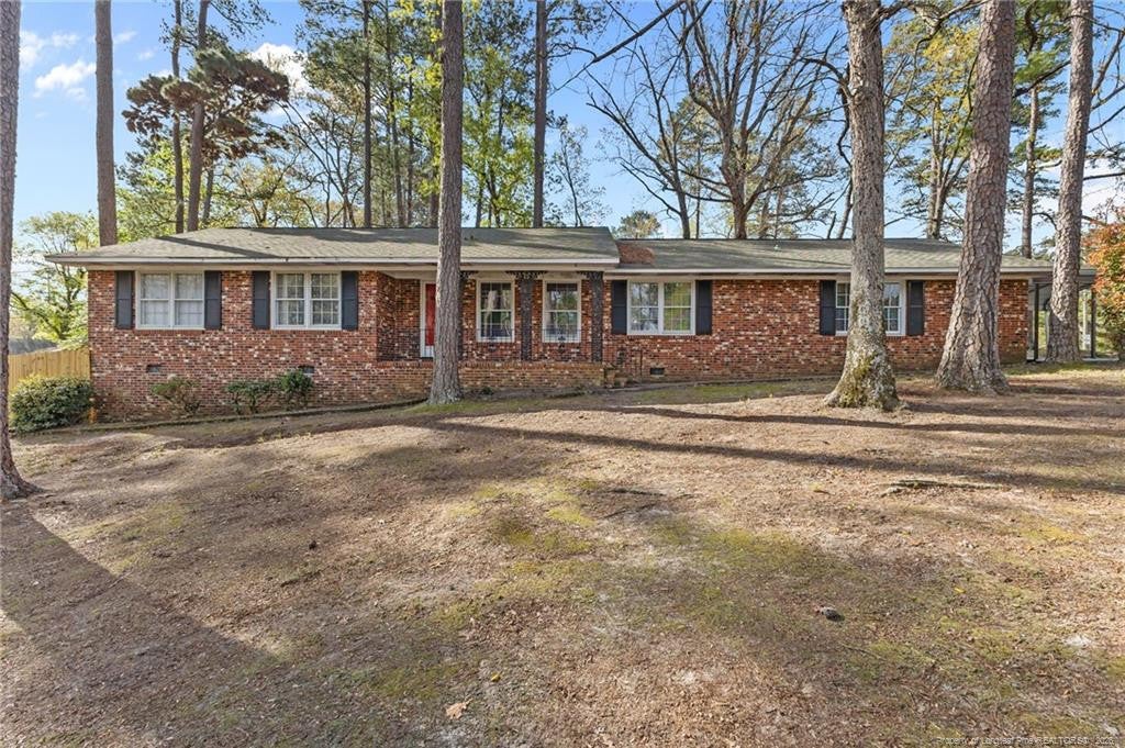 2125 Forest Hills Drive — photo