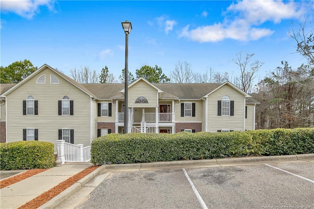 420 Bubble Creek Court 3 — photo