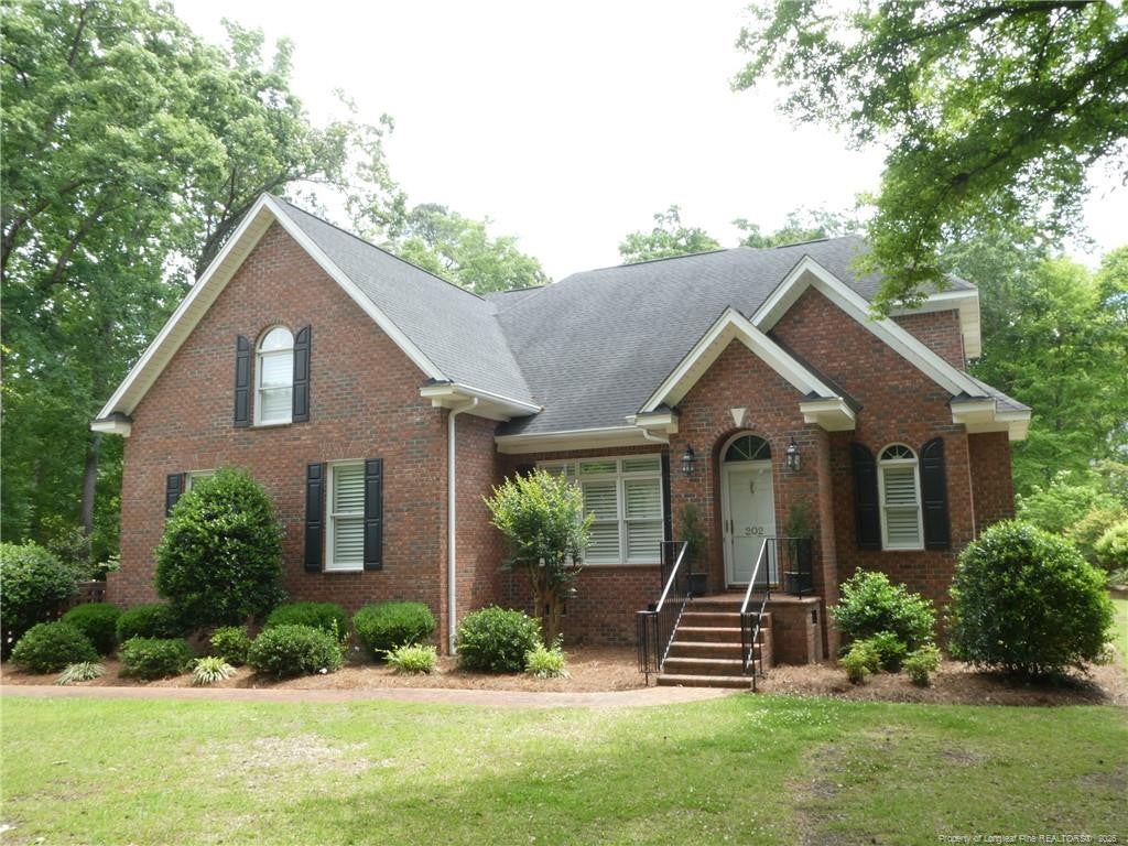 202 Walnut Cove Drive — photo