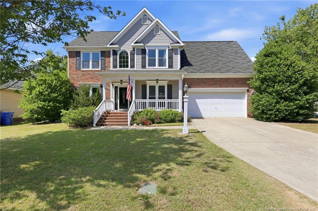 200 Silver Oaks Drive — photo