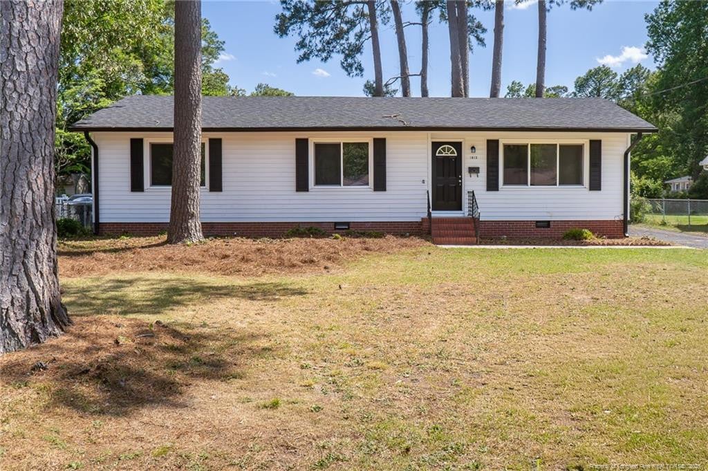 1813 Manteo Street — photo