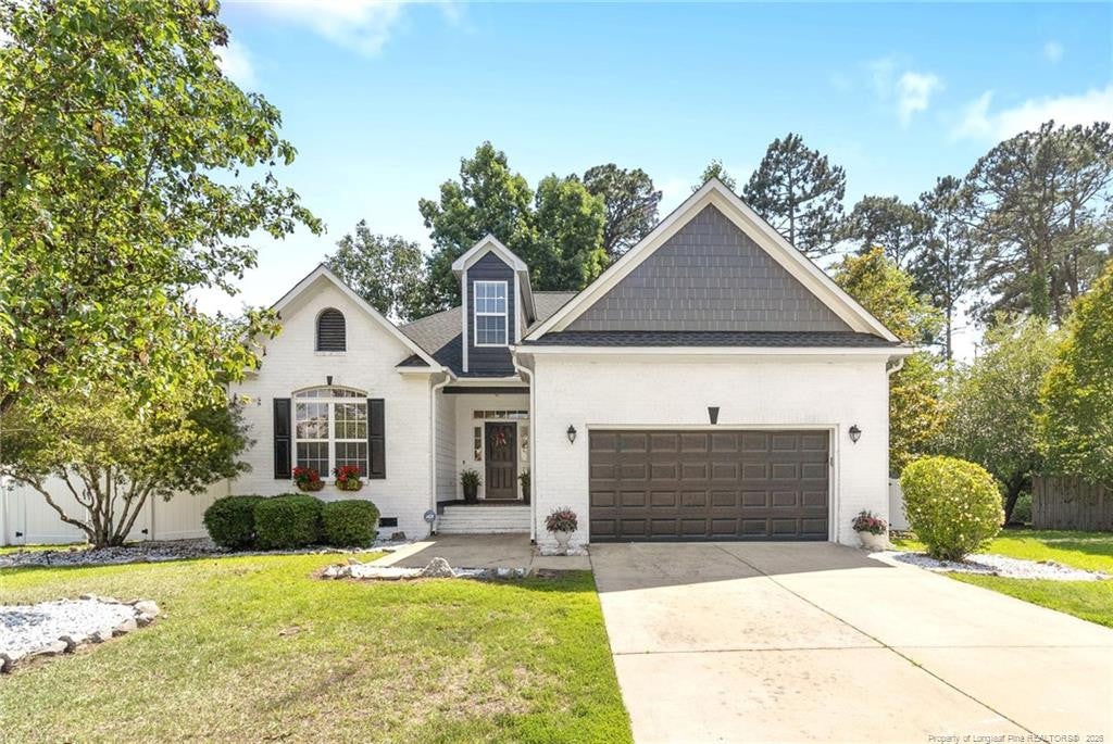 327 Ridgeway Court — photo