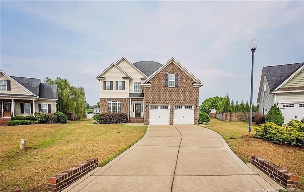 1704 Bexley Court — photo
