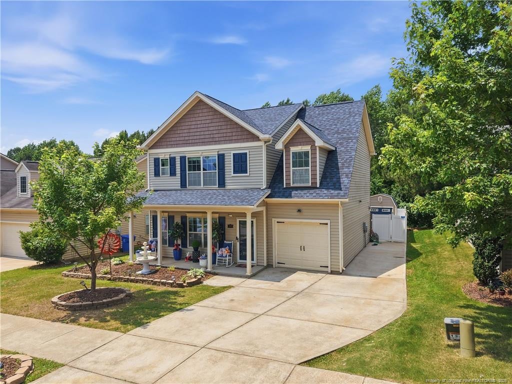 916 Bridlemine Drive — photo