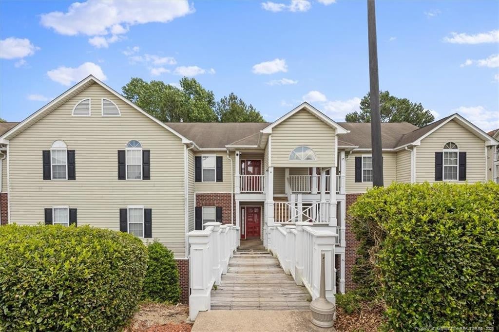 410 Bubble Creek Court 4 — photo