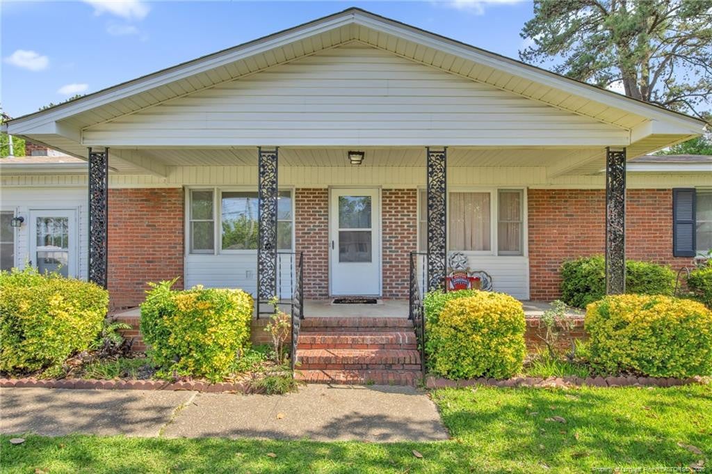 4316 Wellington Drive — photo