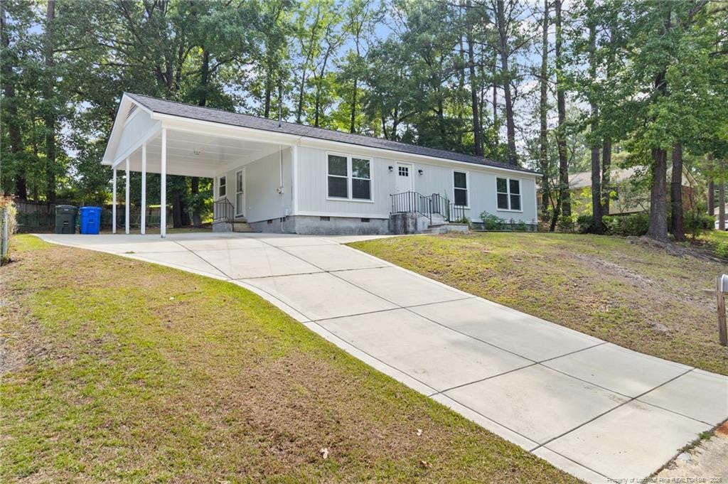 601 Woodclift Drive — photo