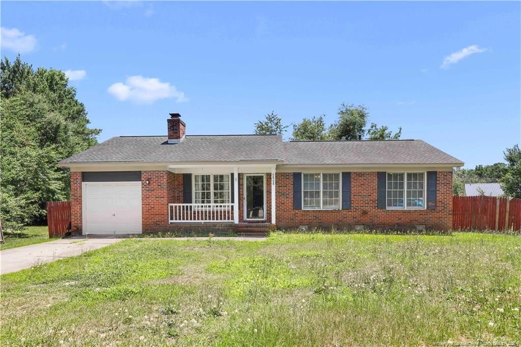6808 Leeds Court — photo
